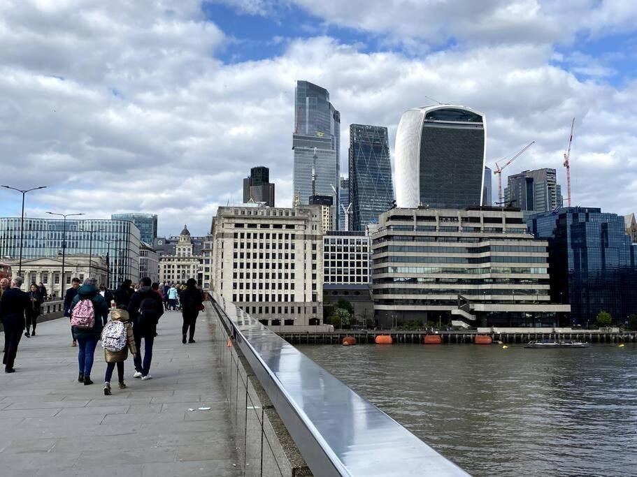 Club White London Bridge One Bedroom Apartment エクステリア 写真